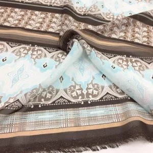 Eteği Sulu Desenli Şifon Kumaş Eteği Sulu Desenli Şifon Kumaş