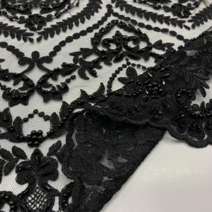 Taş İşlemeli Dantel Kumaş Taş İşlemeli Dantel Kumaş