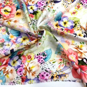 İpek Desenli Saten Kumaş