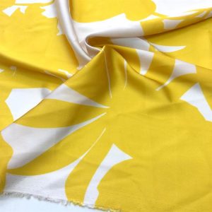 İpek Desenli Saten Kumaş