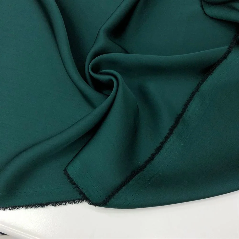 İtalyan Saten Kumaş Zümrüt Yeşili