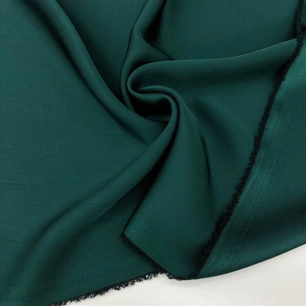 İtalyan Saten Kumaş Zümrüt Yeşili