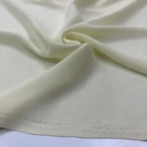 Kendinden Desenli Krep Şifon Kumaş Ekru