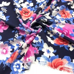 Desenli İpek Vual Kumaş