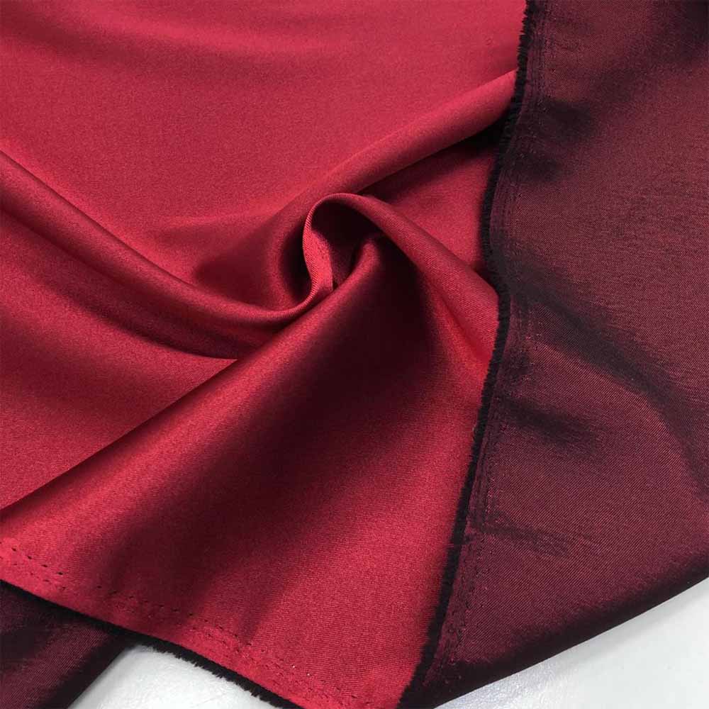 Çift Taraflı Asetat Saten Kumaş Kırmızı-Siyah Çift Taraflı Asetat Saten Kumaş Kırmızı-Siyah