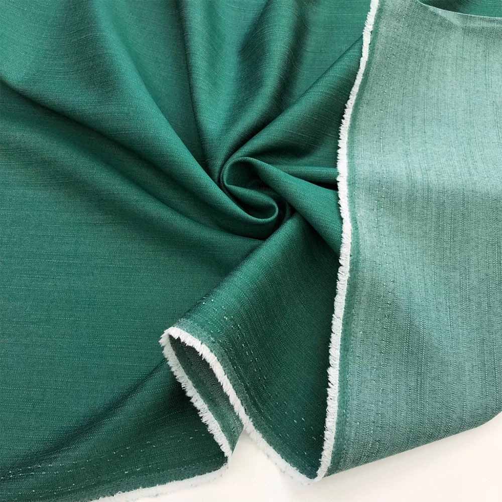 Çift Taraflı Dökümlü Gabardin Kumaş Yeşil Çift Taraflı Dökümlü Gabardin Kumaş Yeşil