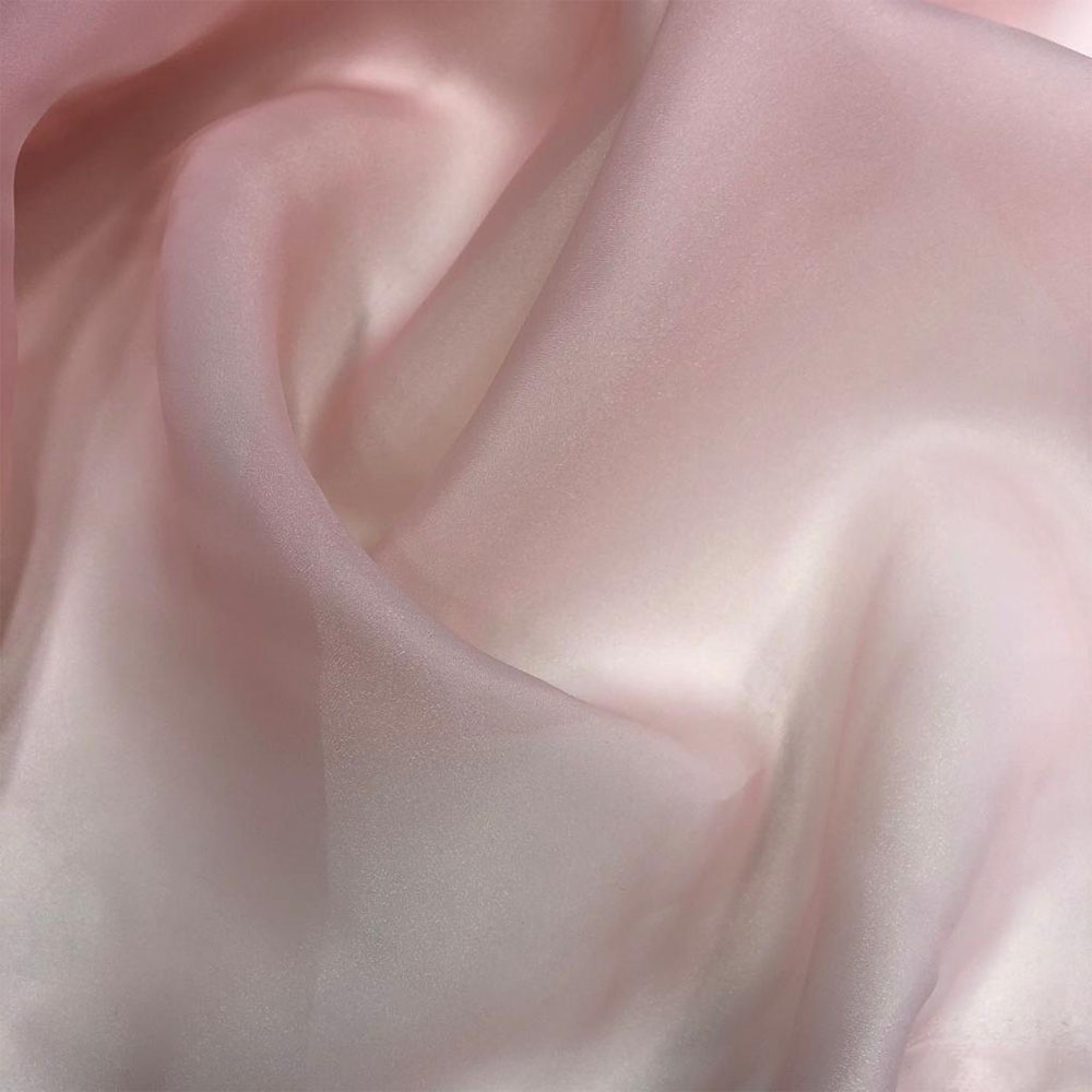 Karolin Kumaş Pudra Karolin Kumaş Pudra