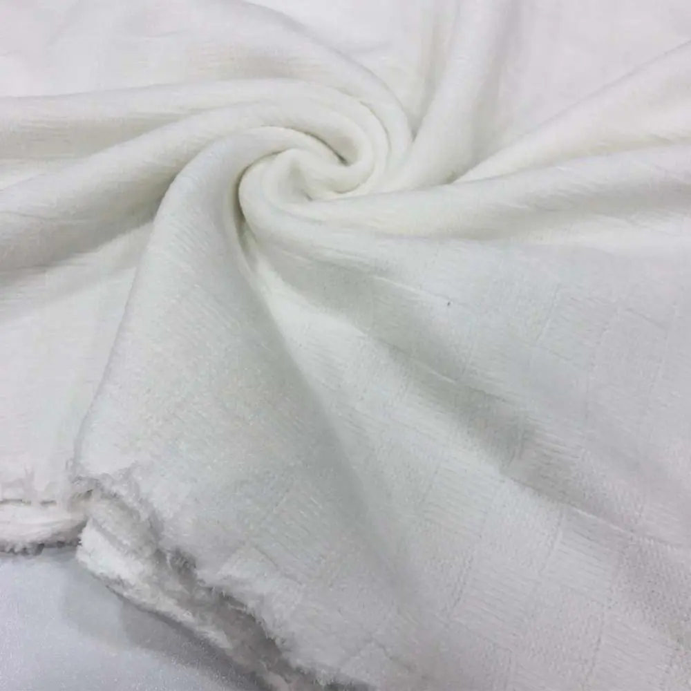 Kendinden Desenli Triko Kumaş Beyaz