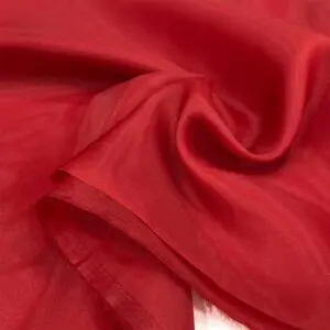 Karolin Kumaş Kırmızı