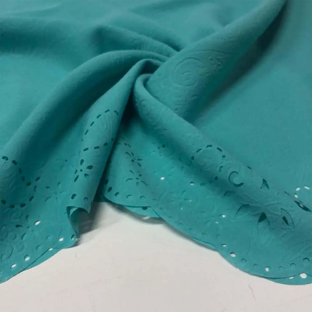 Kendinden Desenli Krep Kumaş Turkuaz