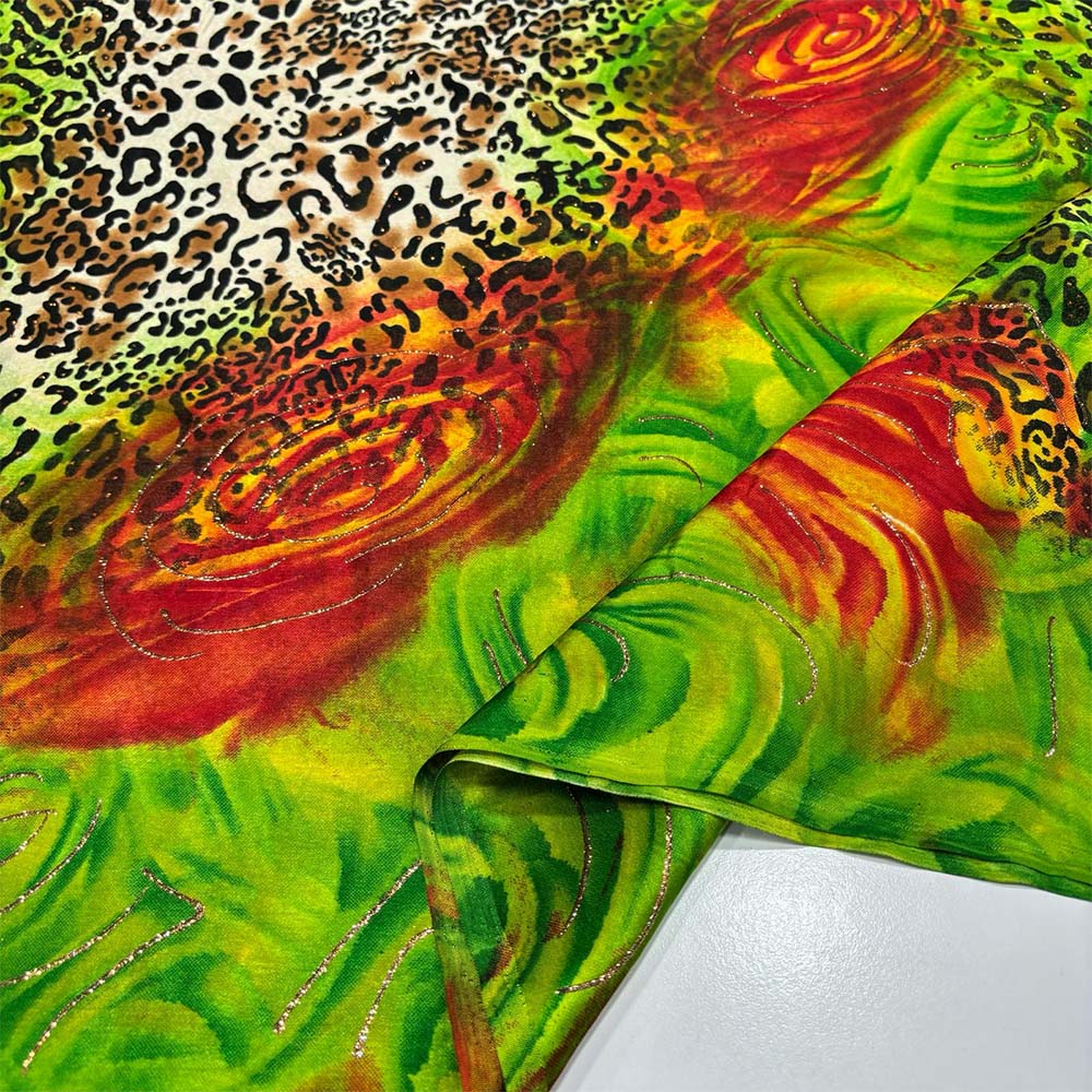 Simli İpek Desenli Saten Kumaş Simli İpek Desenli Saten Kumaş