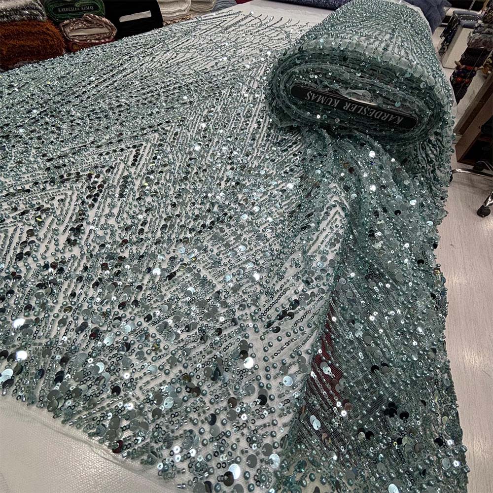 Taş İşlemeli Dantel Kumaş Su Yeşili Taş İşlemeli Dantel Kumaş Su Yeşili