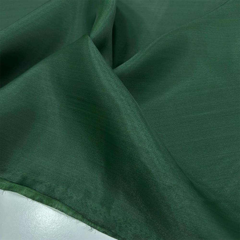 Karolin Kumaş Zümrüt Yeşili Karolin Kumaş Zümrüt Yeşili