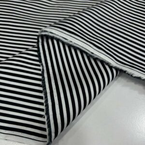 Çizgili Poplin Kumaş Siyah Beyaz Çizgili Poplin Kumaş Siyah Beyaz