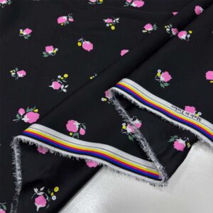 İpek Desenli Saten Kumaş İpek Desenli Saten Kumaş