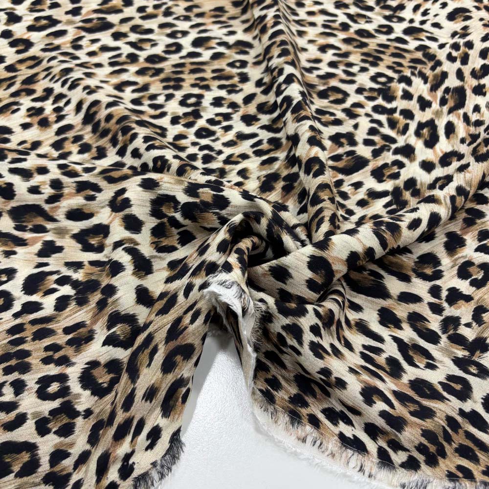 Leopar Desenli İpek Vual Kumaş Leopar Desenli İpek Vual Kumaş