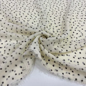 Puantiyeli Şifon Kumaş Krem