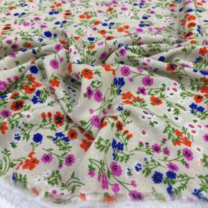 Desenli Viskon Kumaş