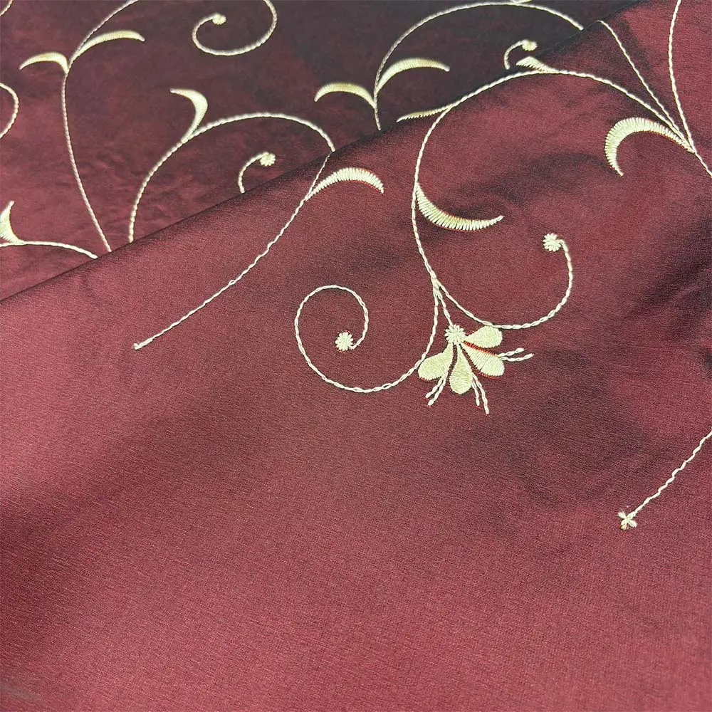 Nakışlı Tafta Kumaş Bordo