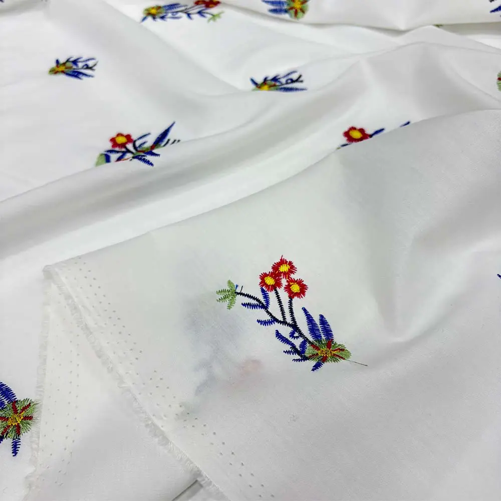 Nakışlı Poplin Kumaş