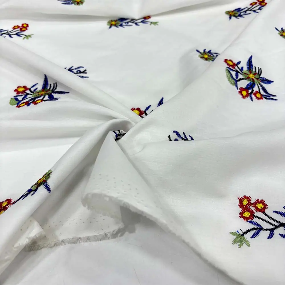 Nakışlı Poplin Kumaş