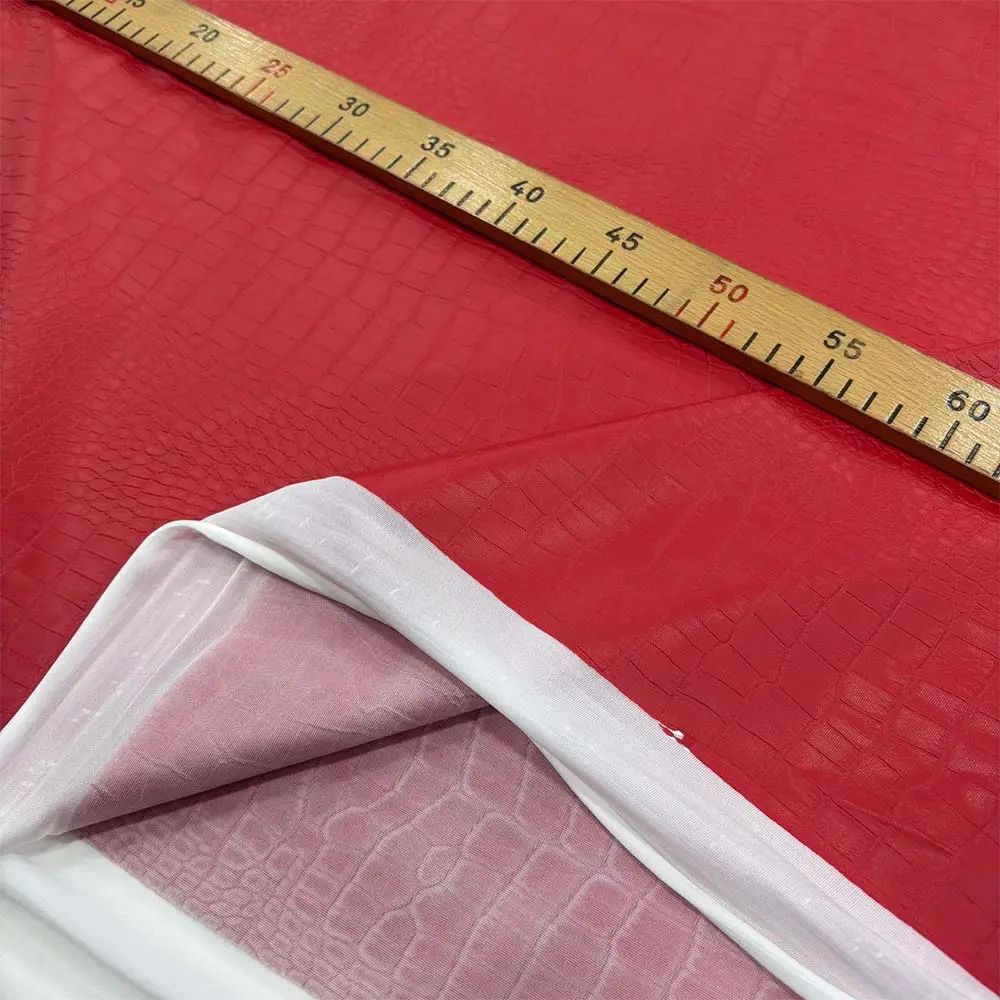 Desenli Deri Kumaş Kırmızı