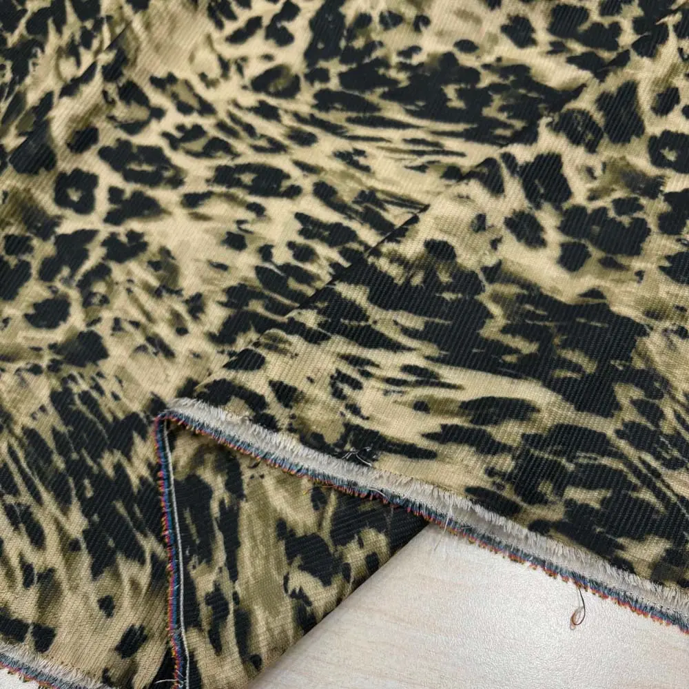 Desenli Fitilli Kadife Kumaş