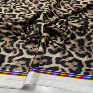 Leopar Desenli İpek Kadife Kumaş Leopar Desenli İpek Kadife Kumaş